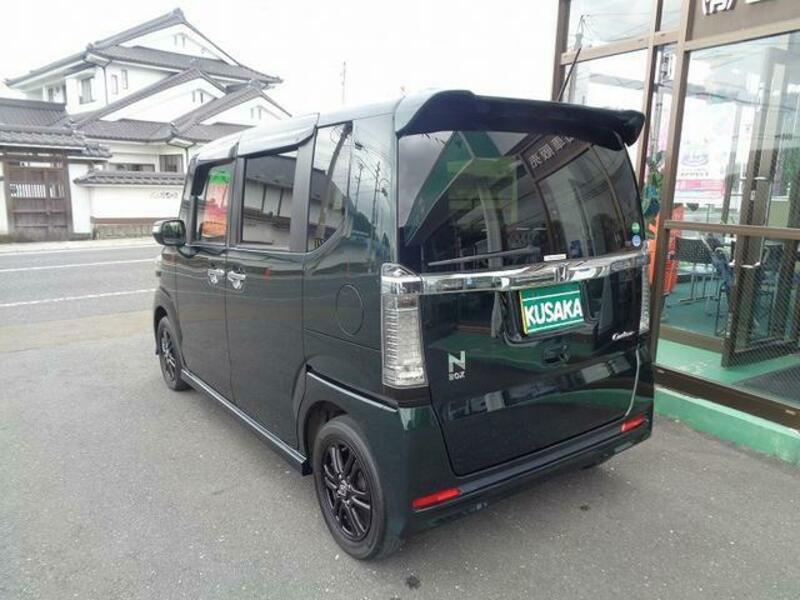 N BOX CUSTOM