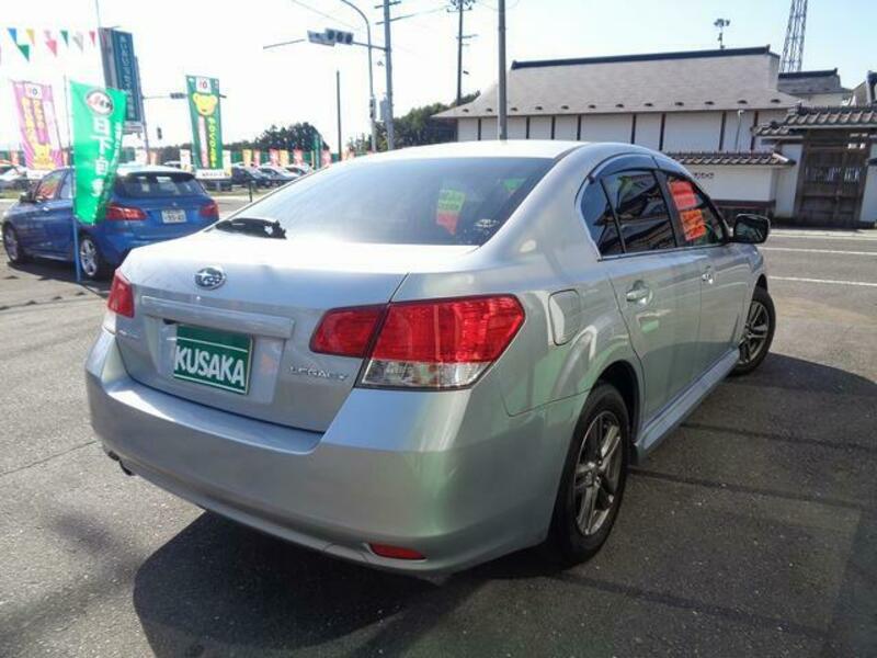 LEGACY B4