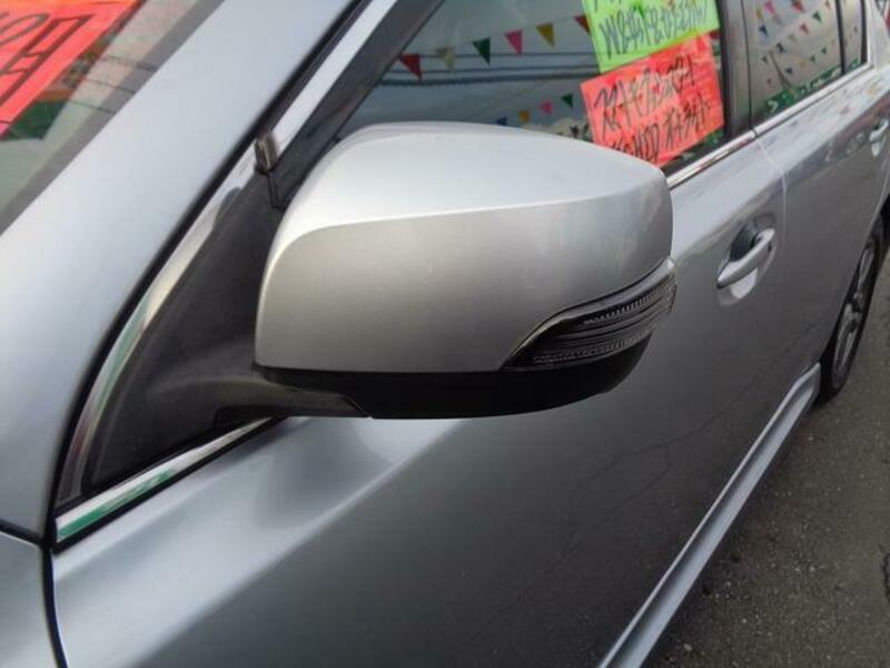 LEGACY B4