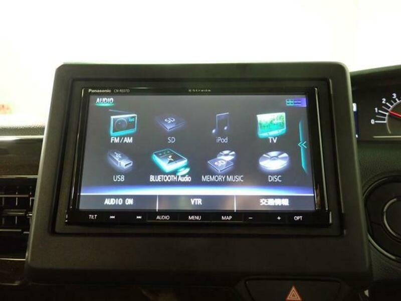 N BOX