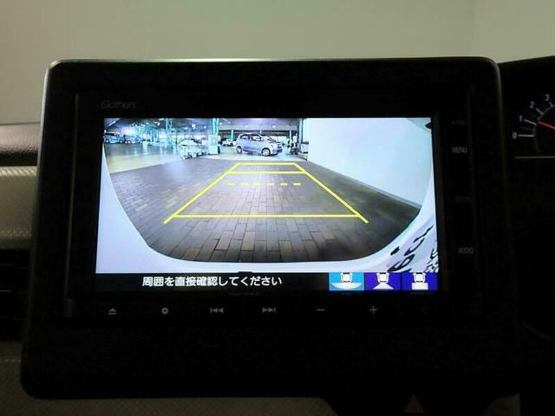 N BOX