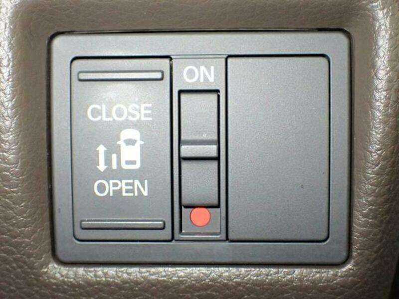 N BOX