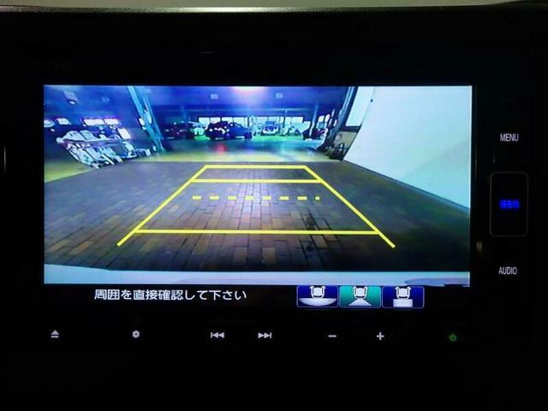 N BOX