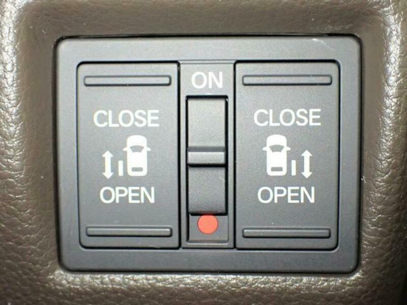 N BOX