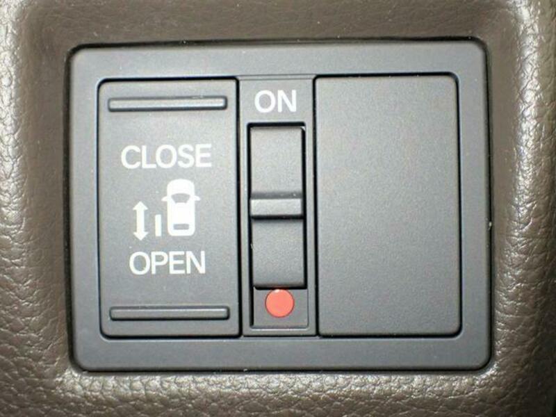 N BOX
