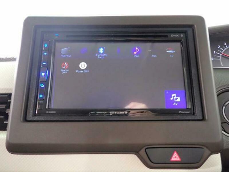 N BOX