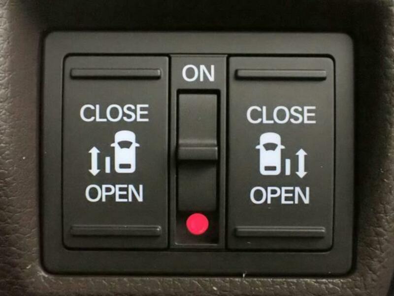 N BOX