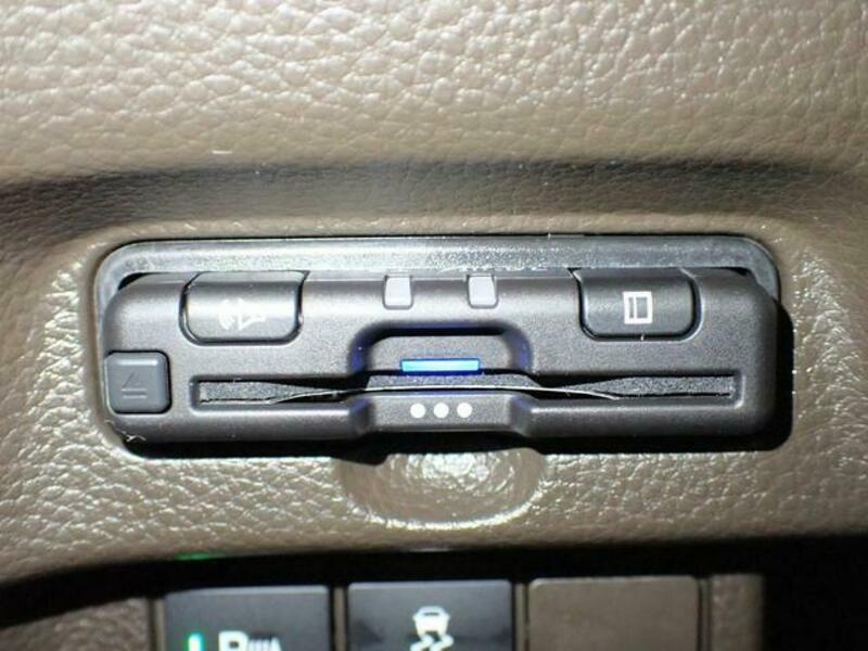 N BOX