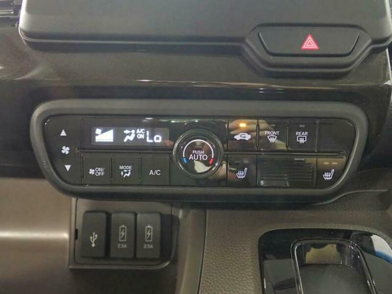 N BOX