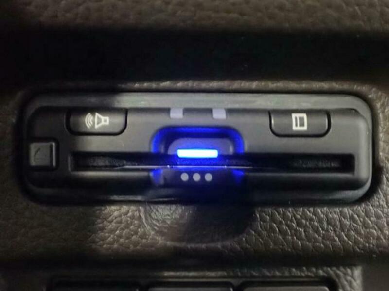 N BOX