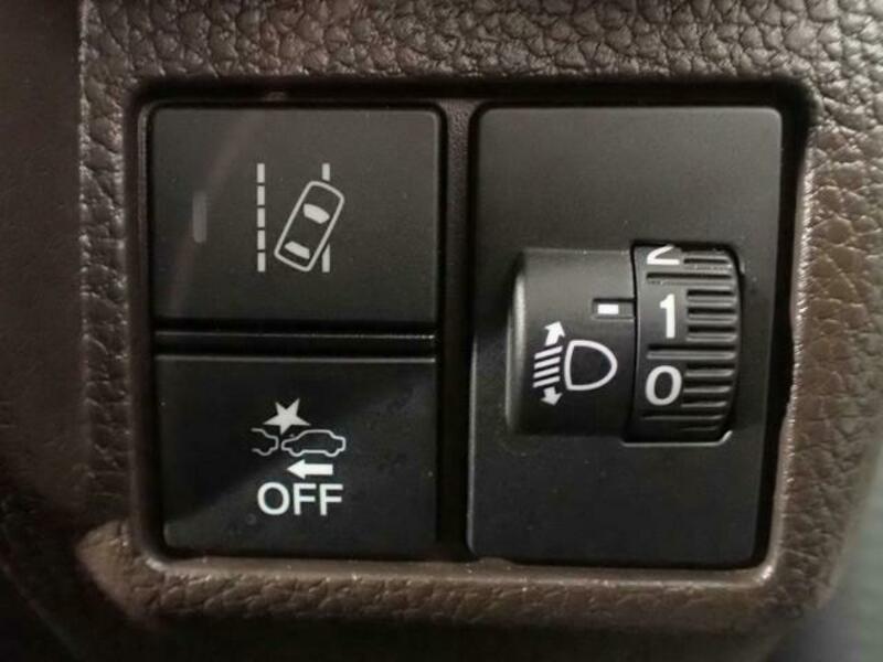 N BOX