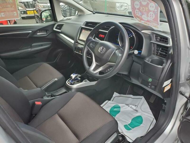 FIT HYBRID