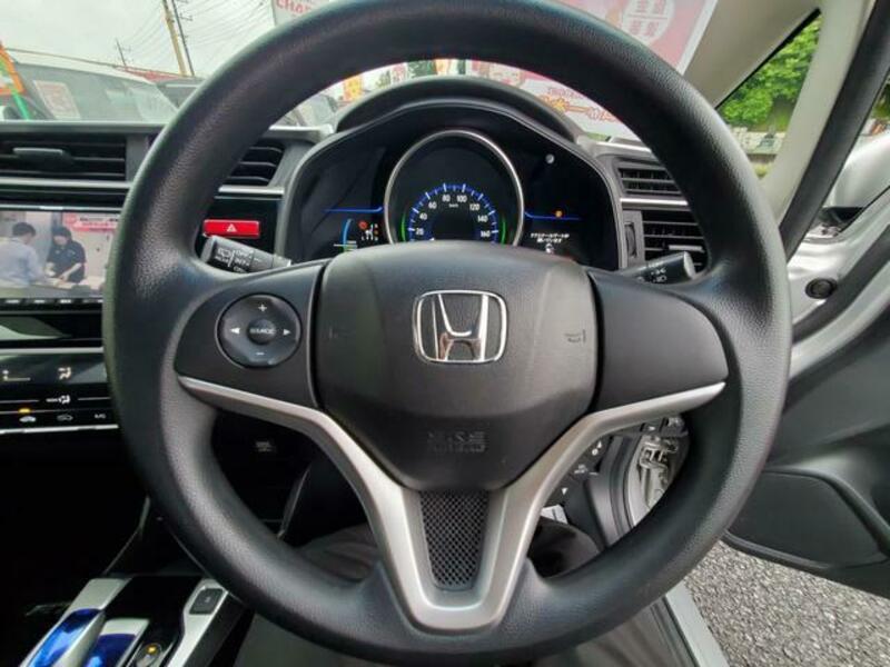 FIT HYBRID