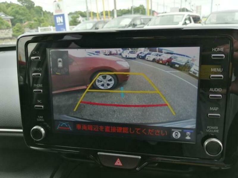 YARIS CROSS