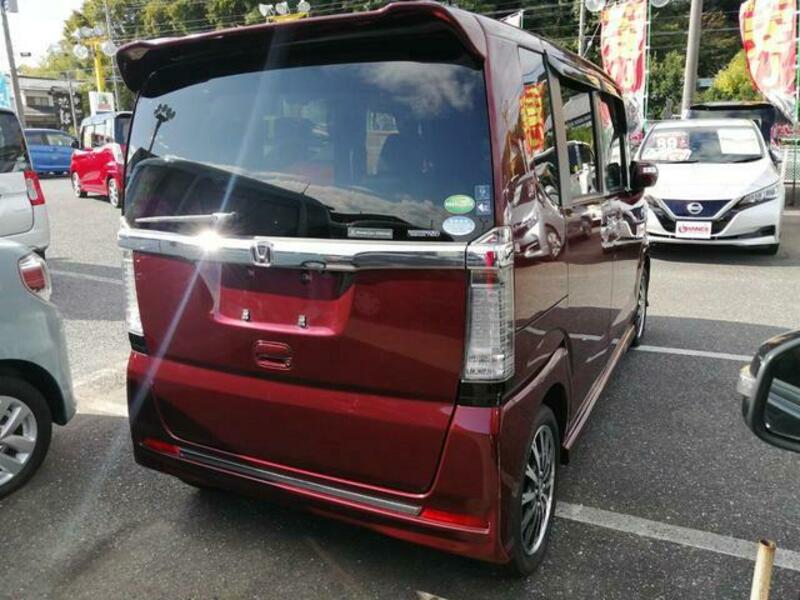 N BOX CUSTOM