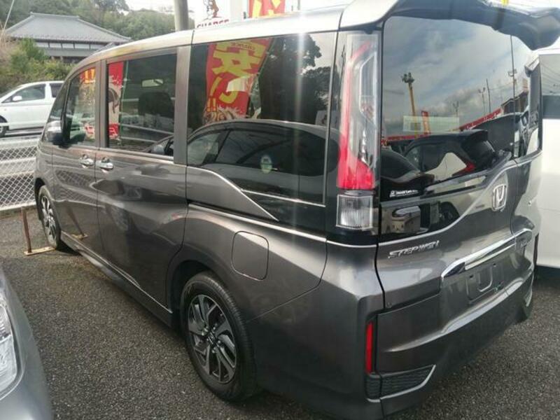 STEPWAGON SPADA