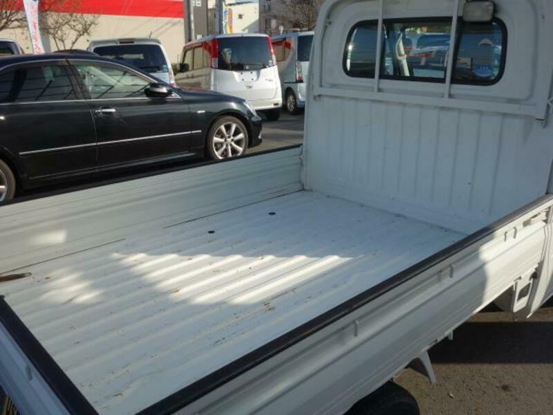 MINICAB TRUCK