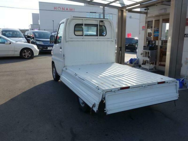 MINICAB TRUCK