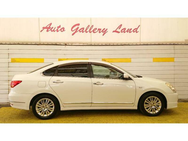 BLUEBIRD SYLPHY