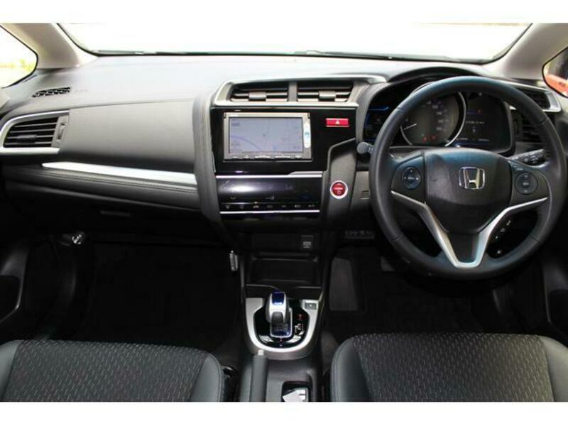 FIT HYBRID
