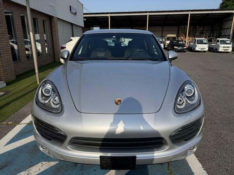 CAYENNE