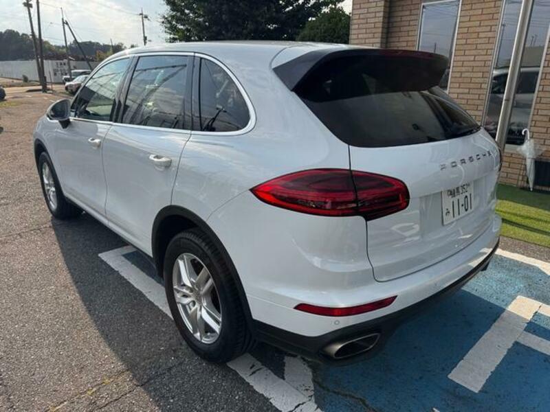 CAYENNE