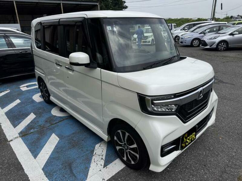 N BOX CUSTOM