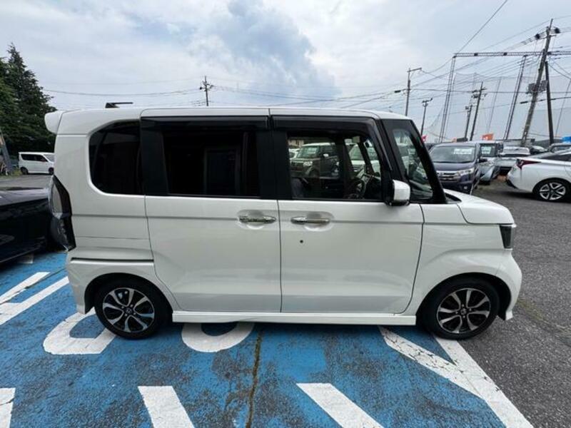 N BOX CUSTOM