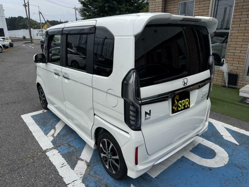 N BOX CUSTOM