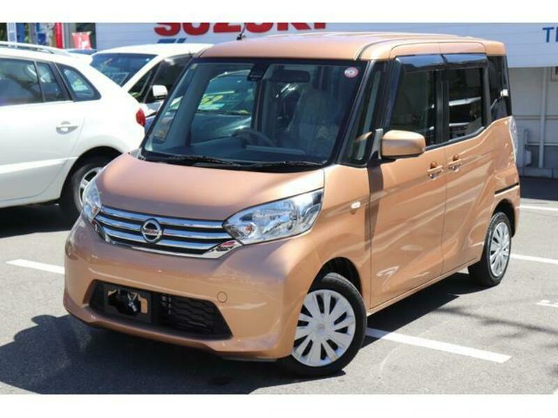 NISSAN DAYZ ROOX