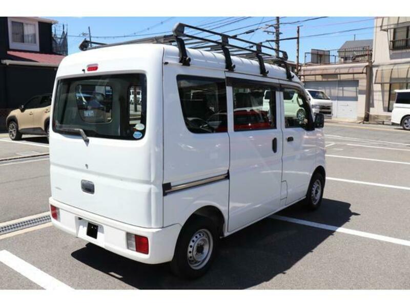MINICAB VAN