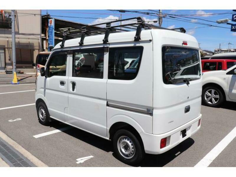 MINICAB VAN