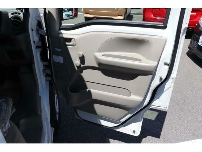 MINICAB VAN