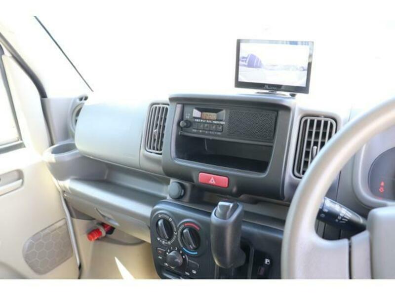 MINICAB VAN