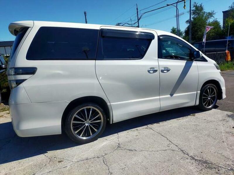 VELLFIRE