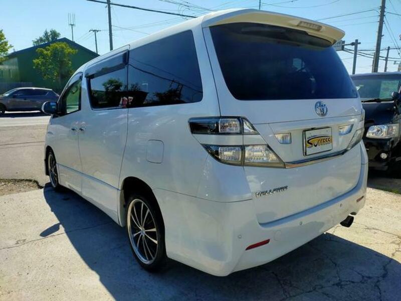 VELLFIRE