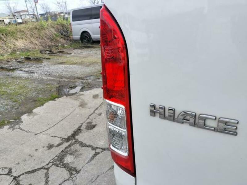 HIACE VAN
