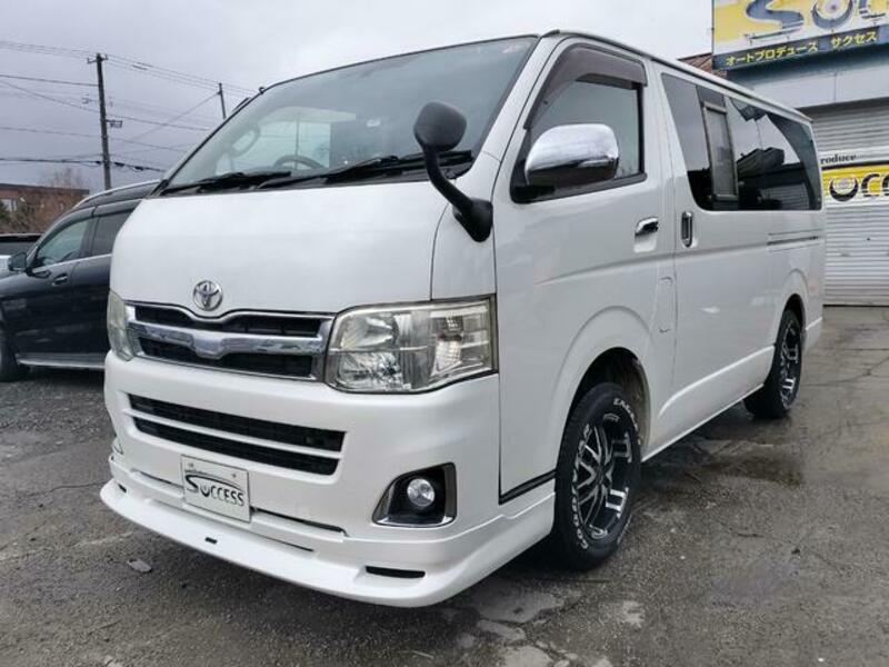 HIACE VAN