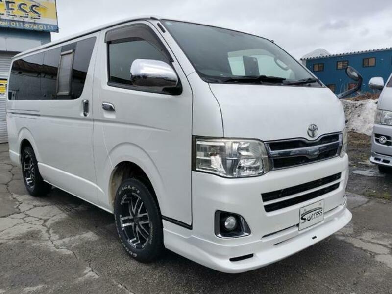 HIACE VAN