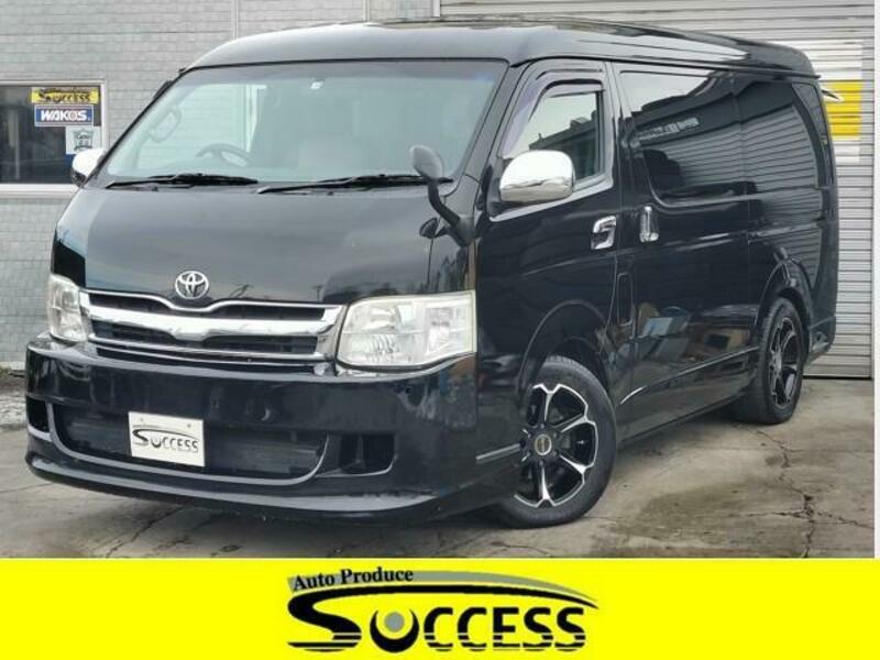 TOYOTA HIACE WAGON