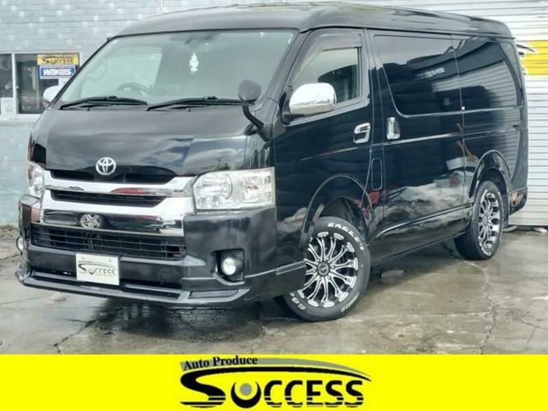 TOYOTA HIACE WAGON