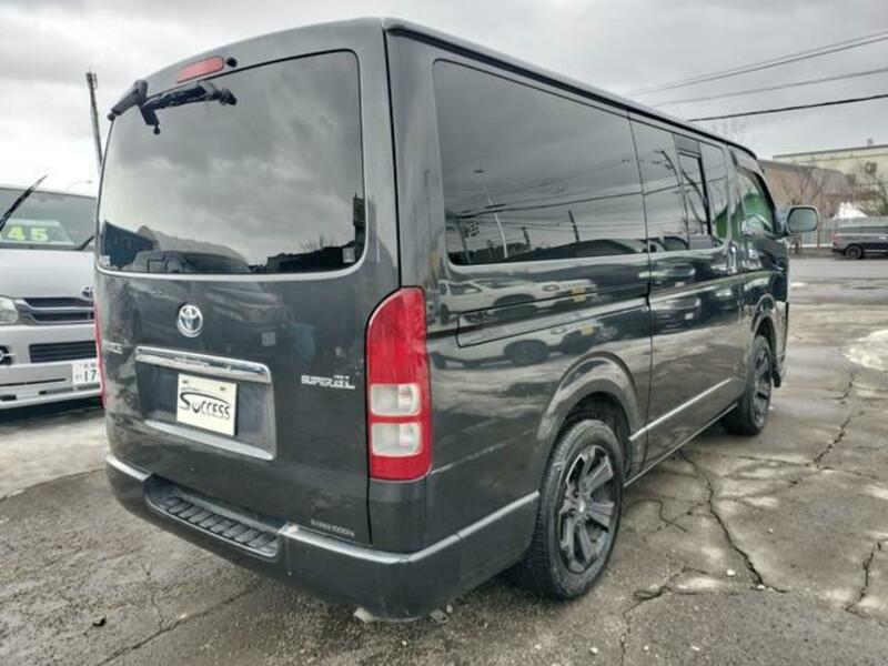 HIACE VAN