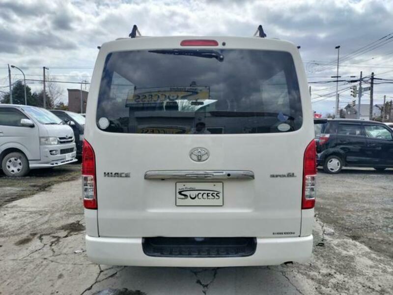 HIACE VAN