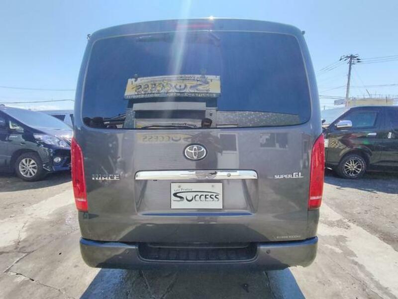 HIACE VAN