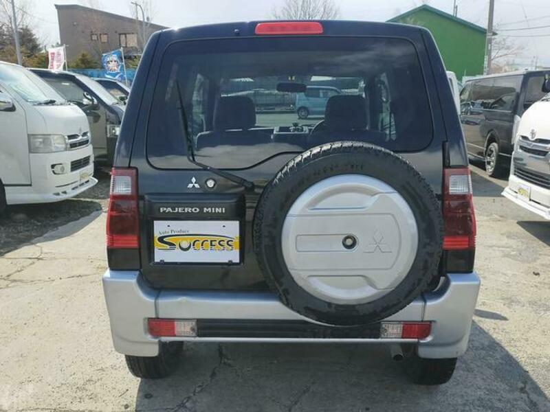 PAJERO MINI