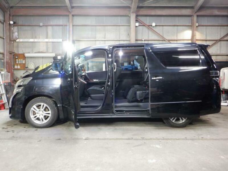 VELLFIRE