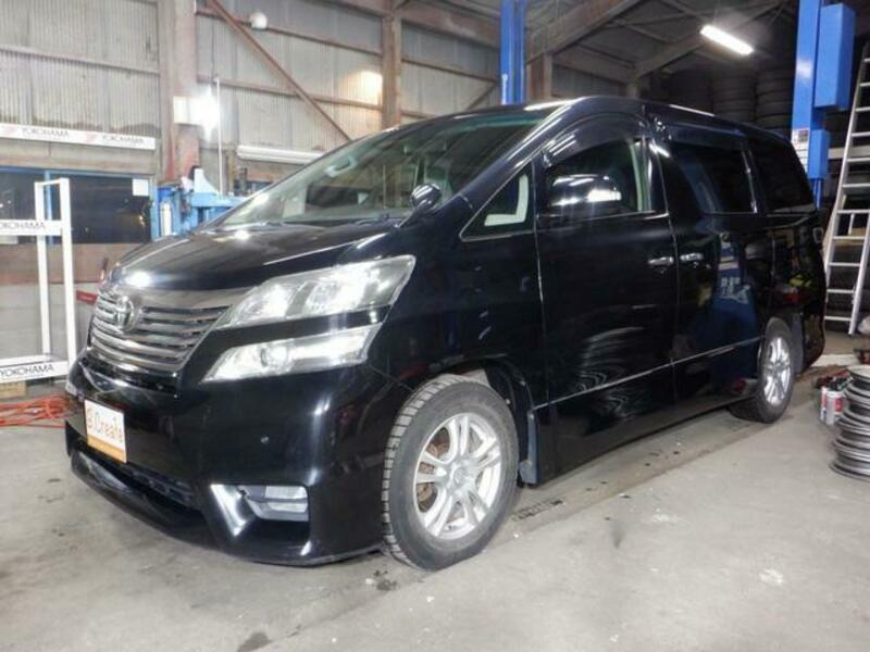 TOYOTA VELLFIRE