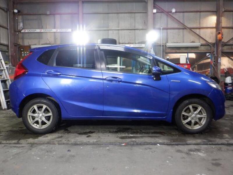 FIT HYBRID