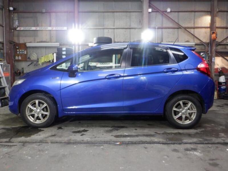 FIT HYBRID