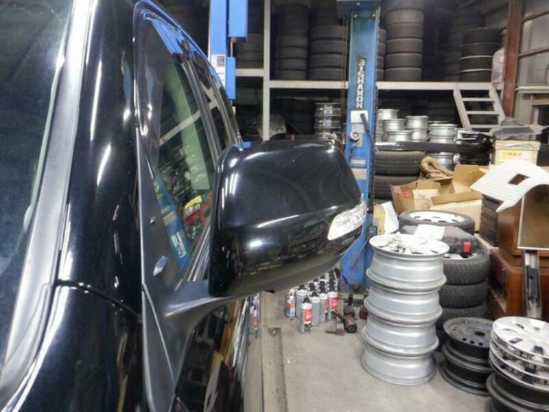 LAND CRUISER
